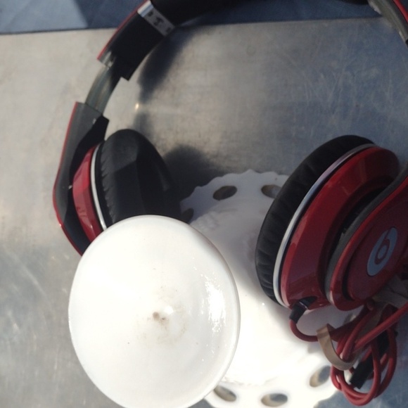 Beats by Dre Studio Red Headphones Wited - Picture 2 of 2